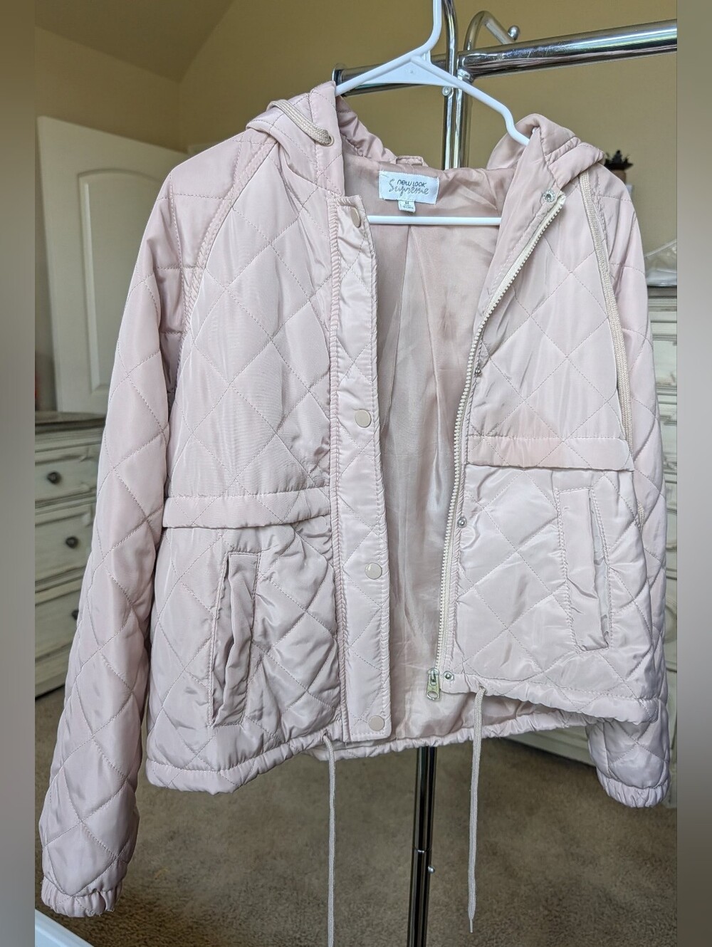 New Look Quilted Hooded Puffer Jacket in Pale Pink
